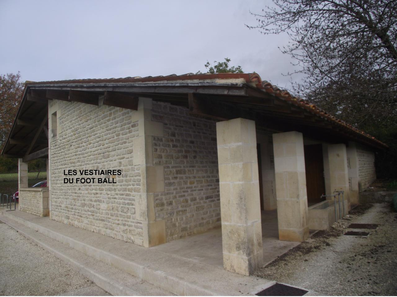 LES VESTIAIRES DU SPORT