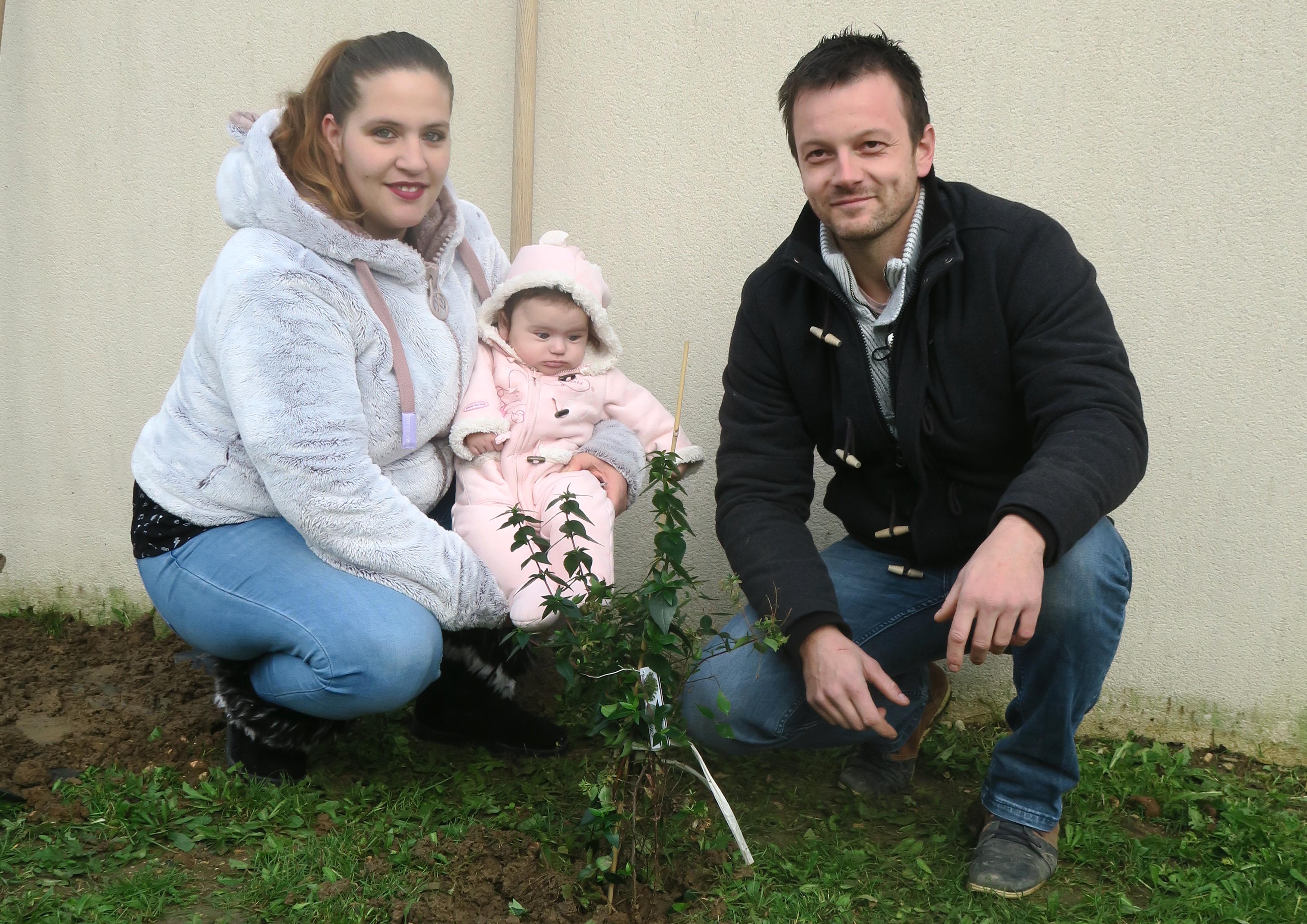 un enfant - un arbre - un avenir    2019