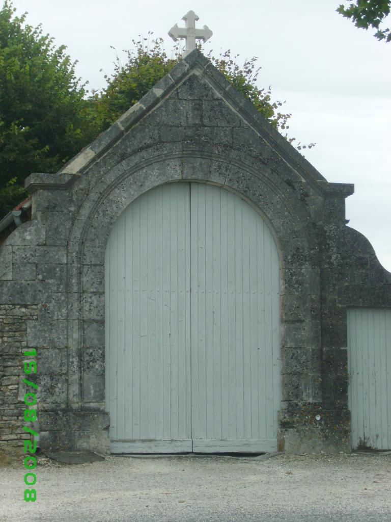 L'entrée du cimetière