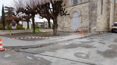 Parvis eglise 2023