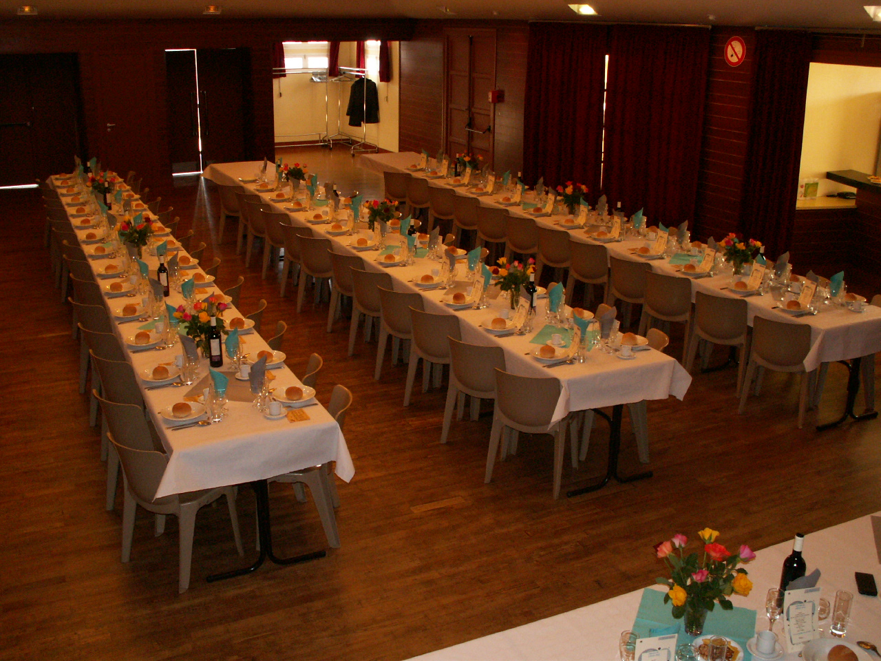 Tables dressées pour les aînés en 2013