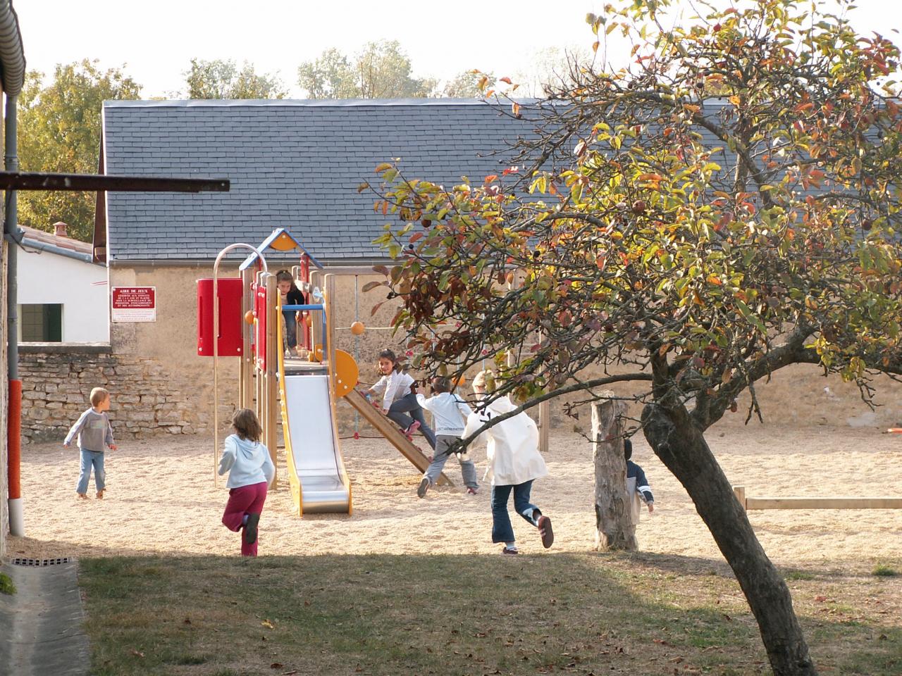 Aire de jeux à l'école