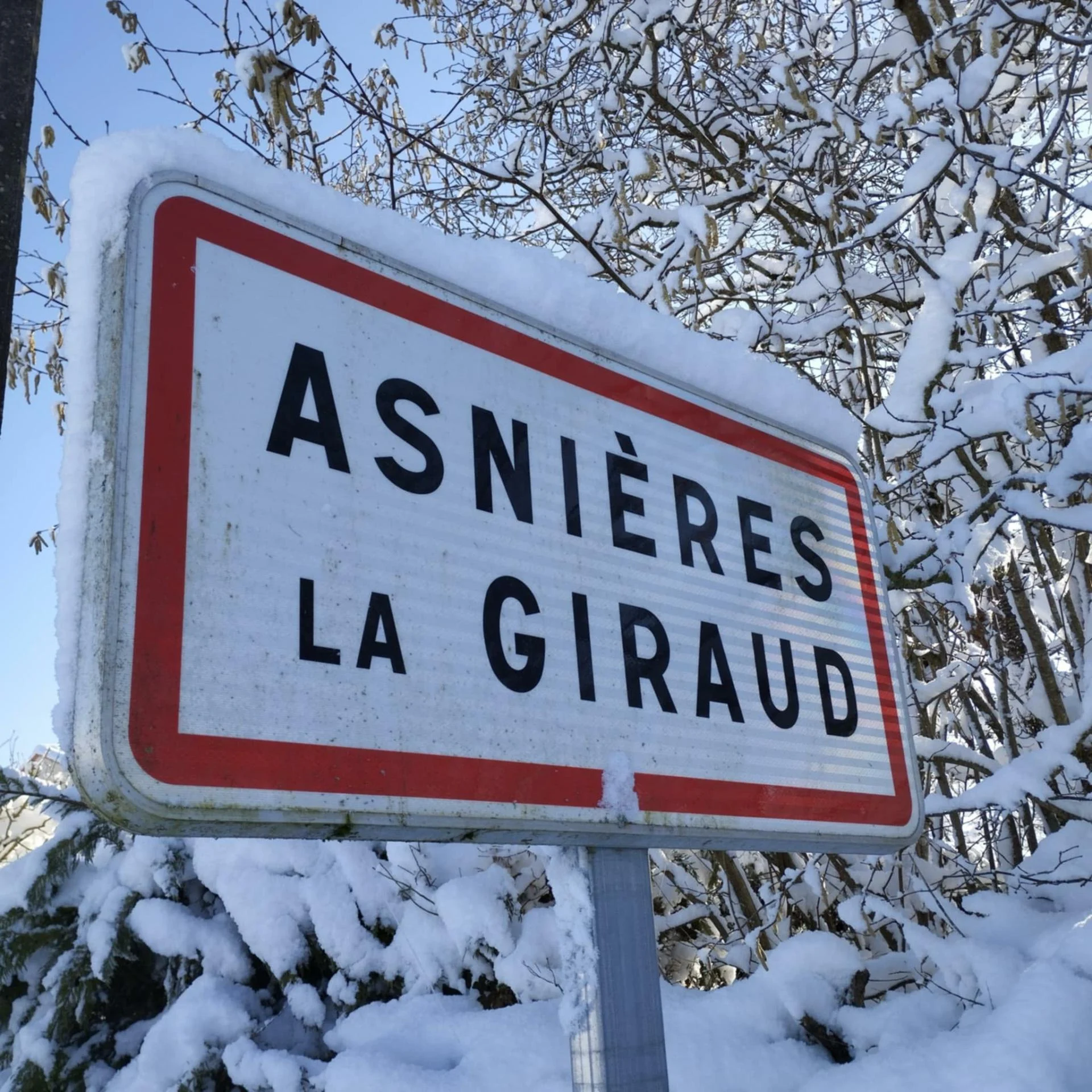 Messenger creation a33d5ba3 434c 46b8 8c68 c723c12e6dc9